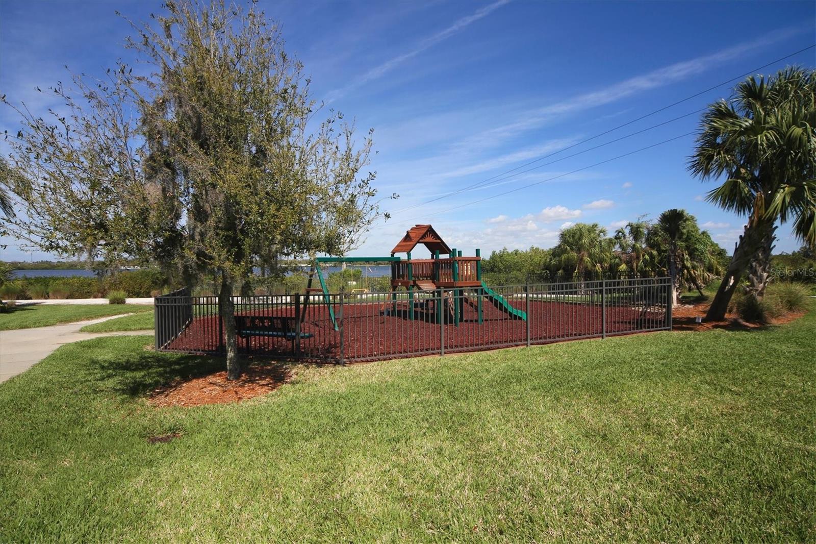 850 Tidewater Shores Loop #402 Property Photo 48