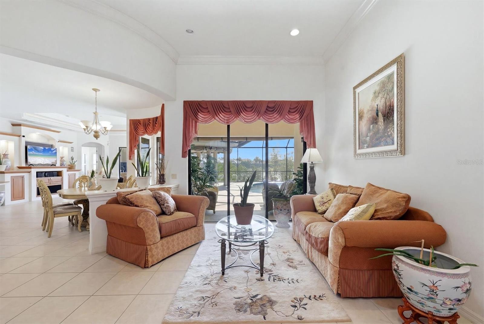 815 Tropez Ln Property Photo 10