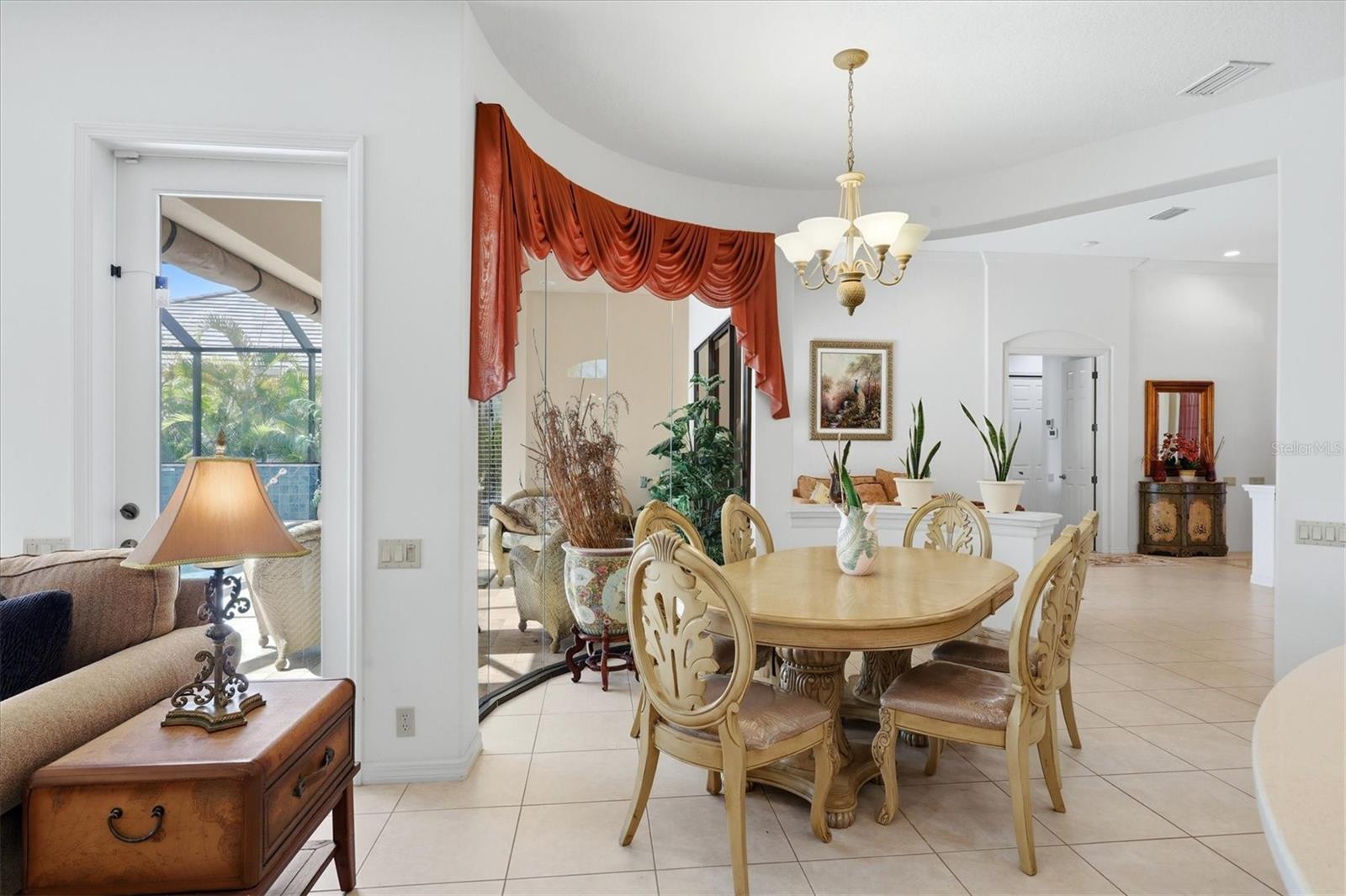815 Tropez Ln Property Photo 20