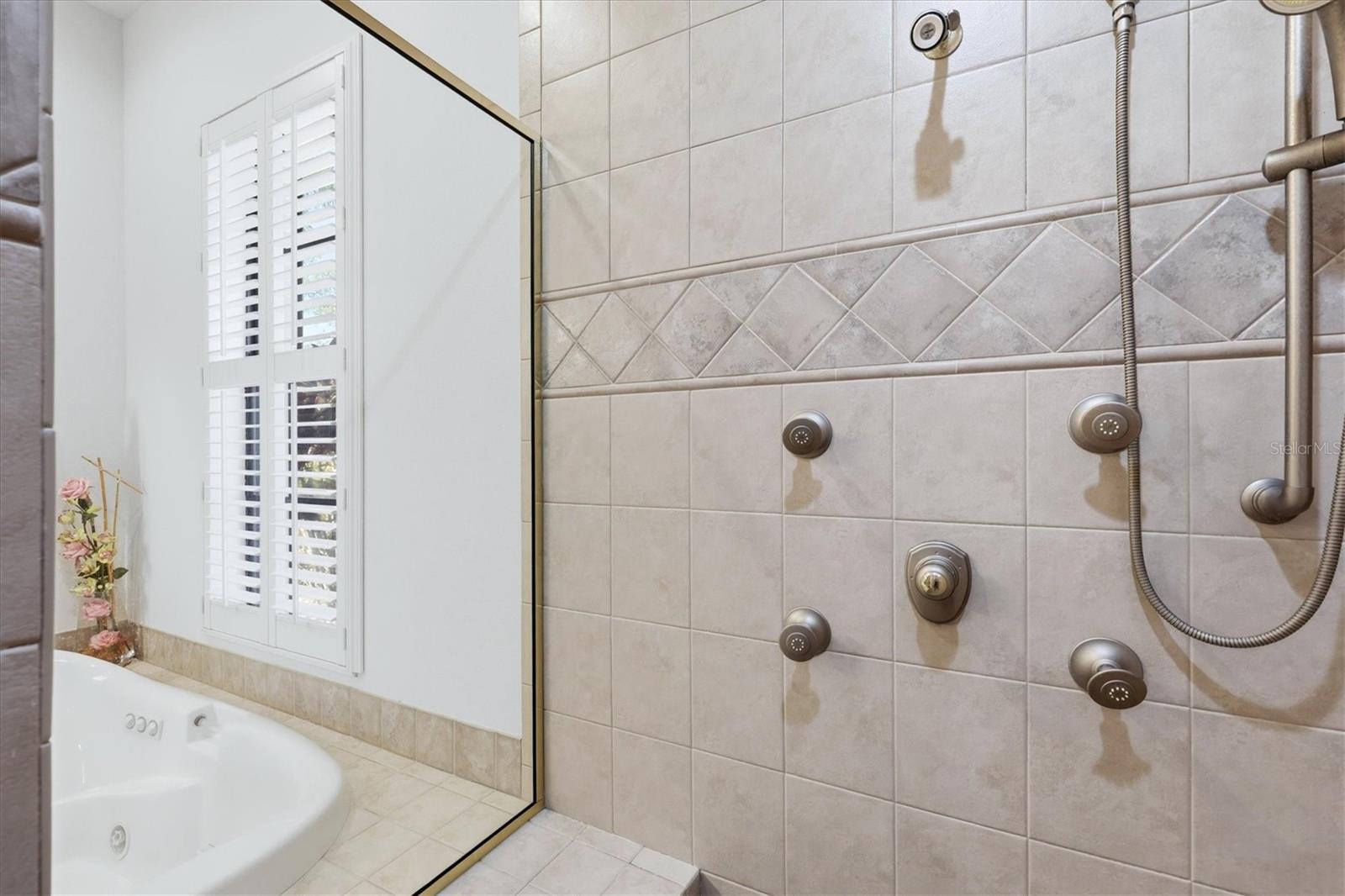 815 Tropez Ln Property Photo 30