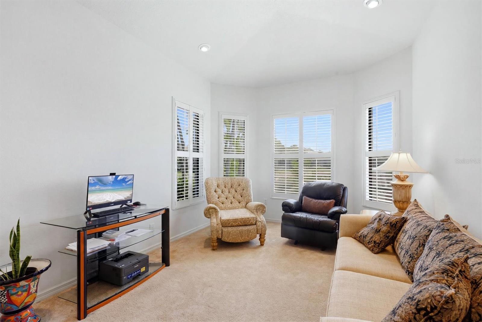 815 Tropez Ln Property Photo 38
