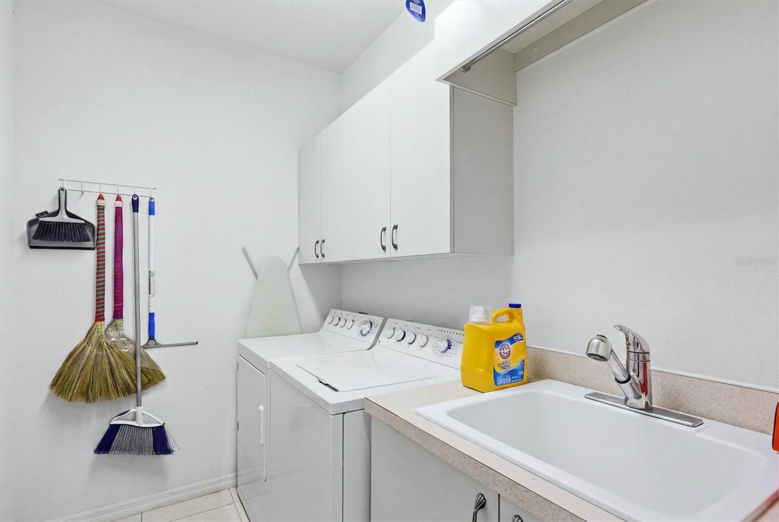 815 Tropez Ln Property Photo 39