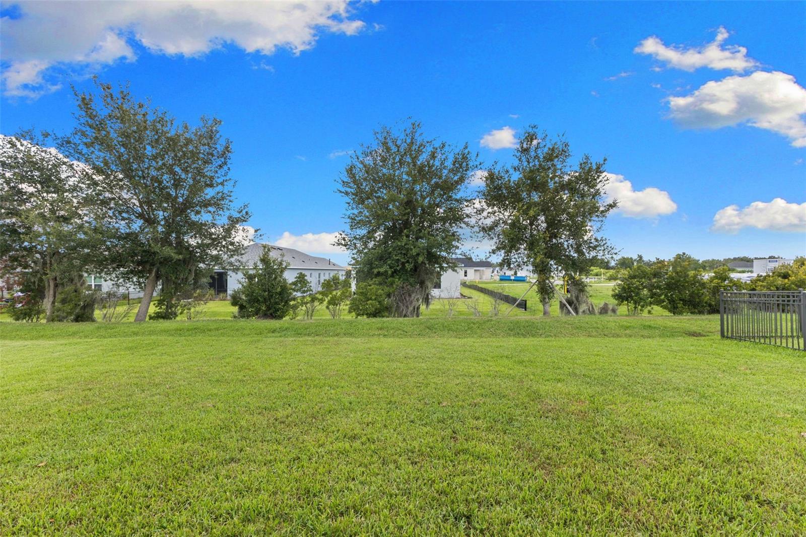 13840 Old Creek Ct Property Photo 7