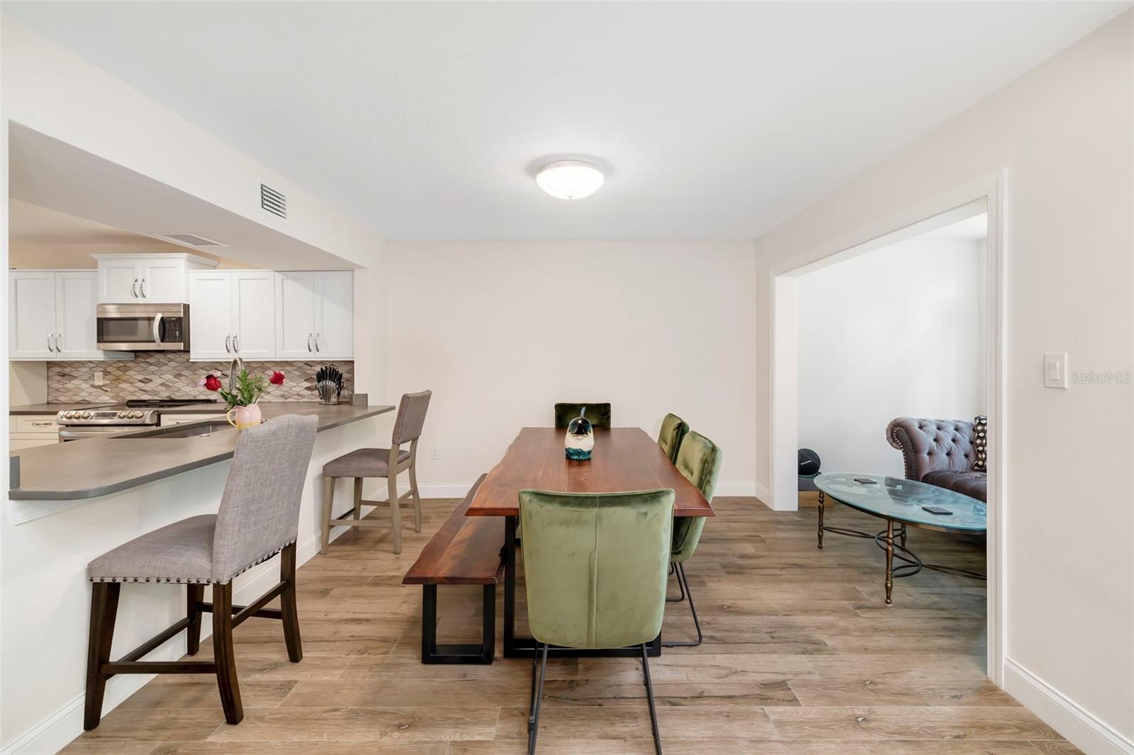 5182 Lancewood Dr #14 Property Photo 15