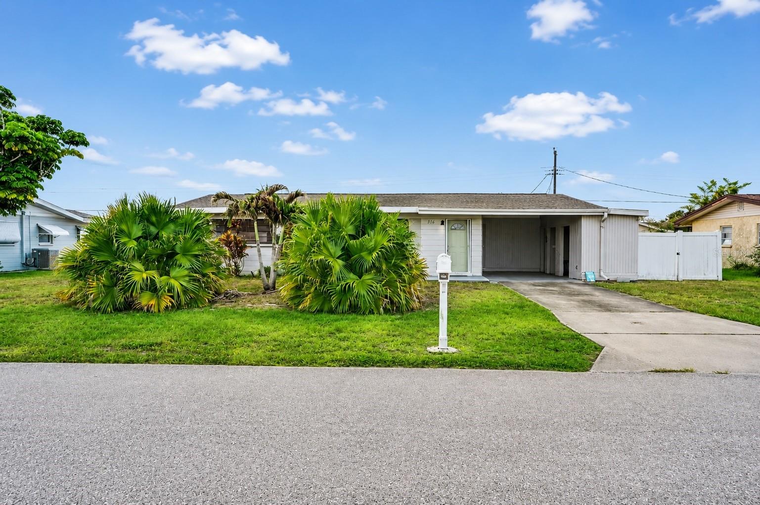 A4699859 Property Photo 1