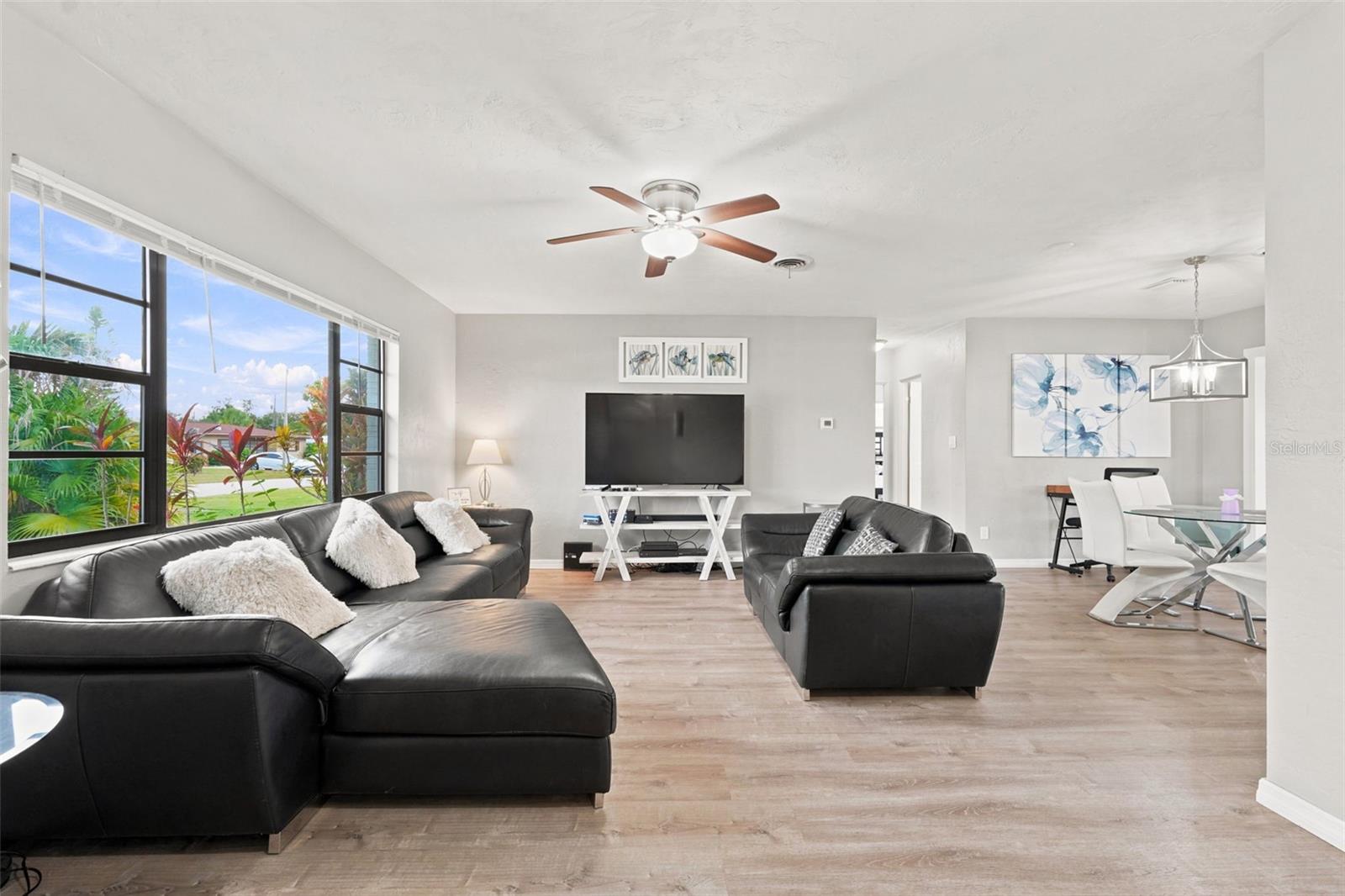 A4699859 Property Photo 2
