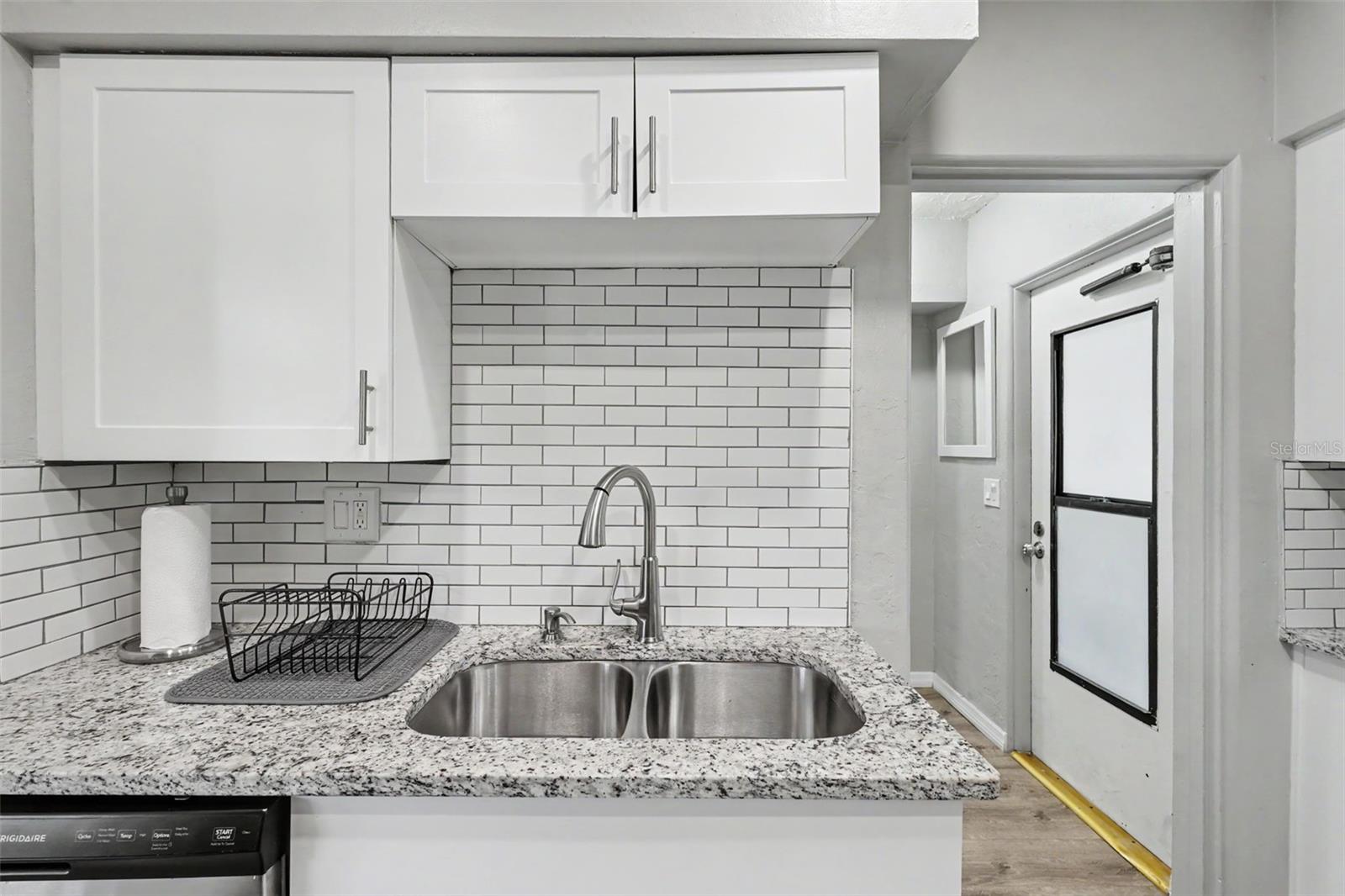 A4699859 Property Photo 9