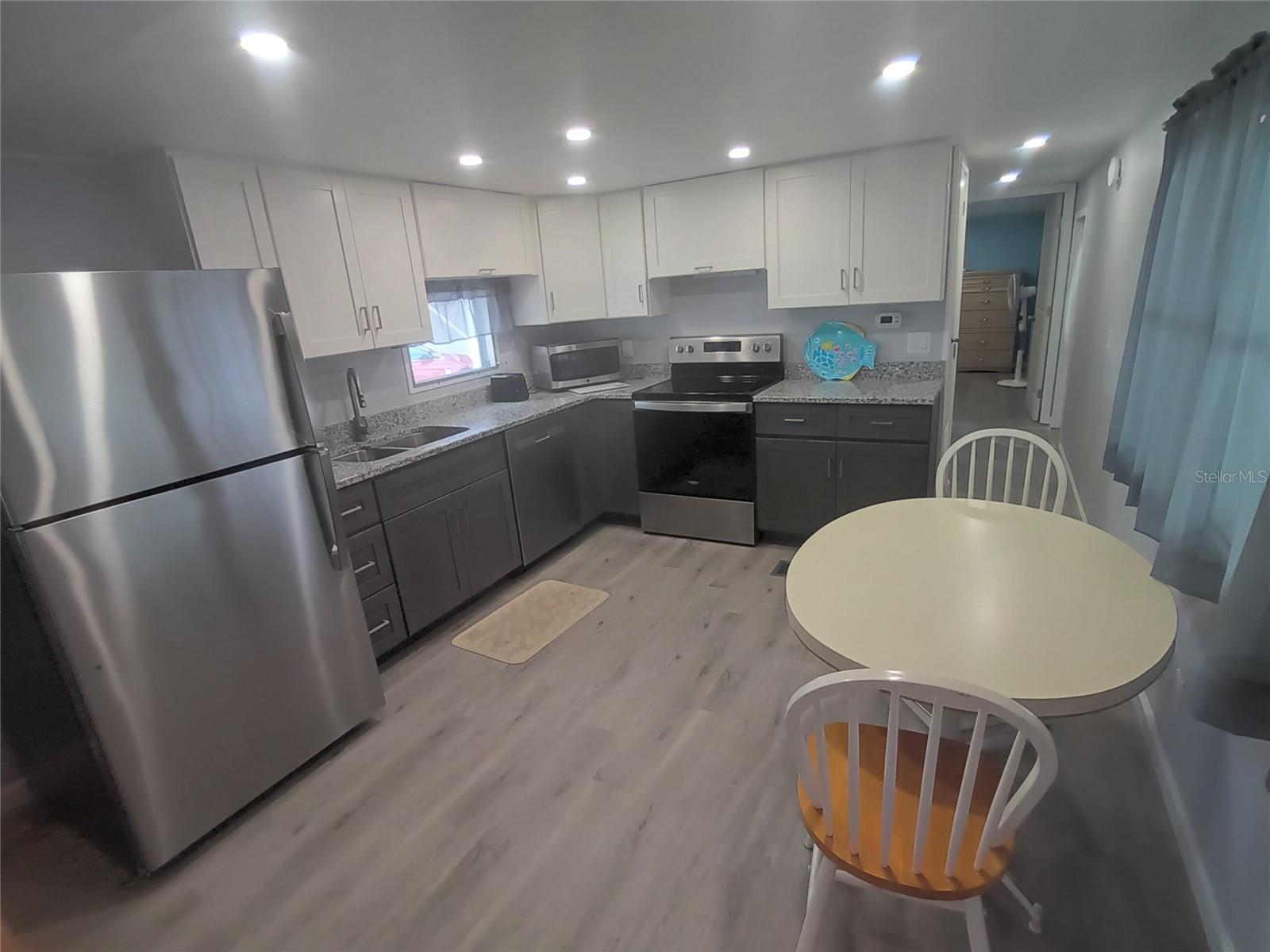 5119 Glen Echo Ave Property Photo 12