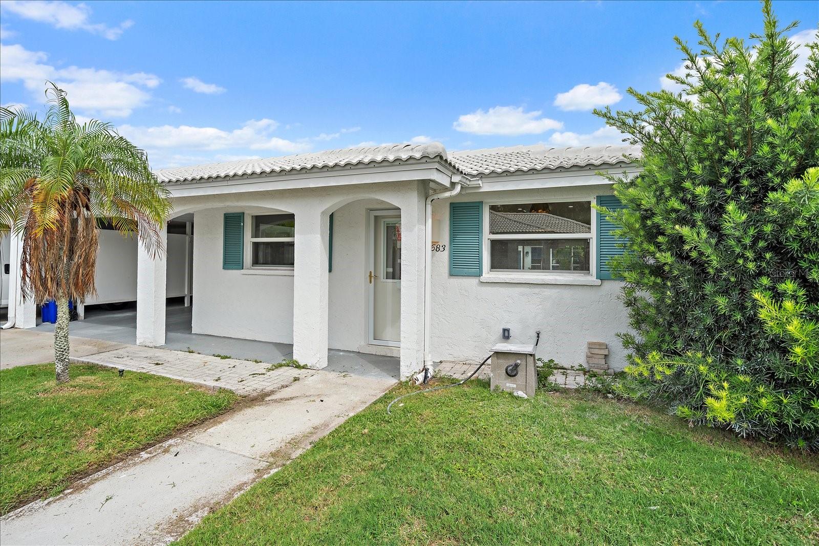 683 SPANISH DR S #214 Property Photo 1