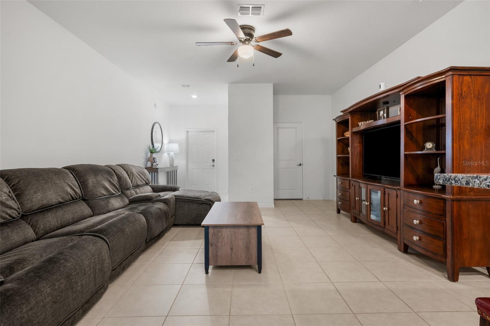 11320 65th Ter E Property Photo 9