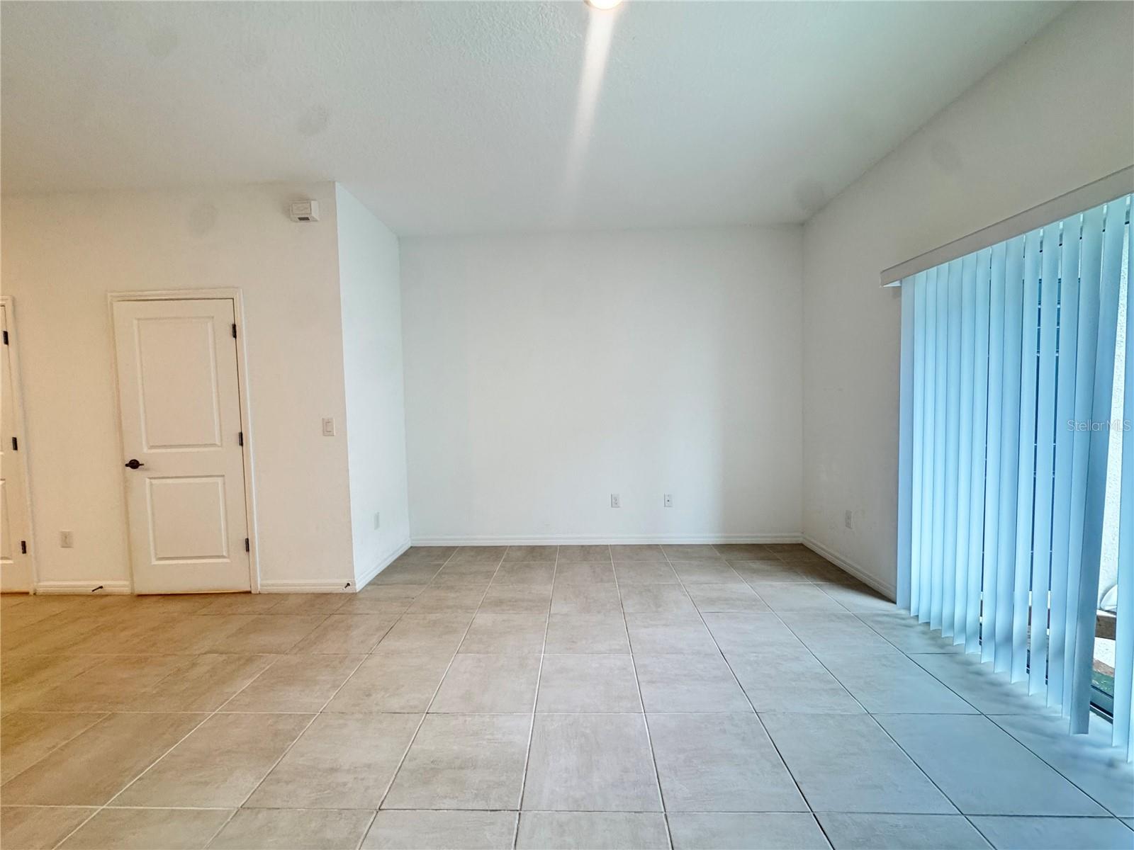 8528 Daybreak St Property Photo 7