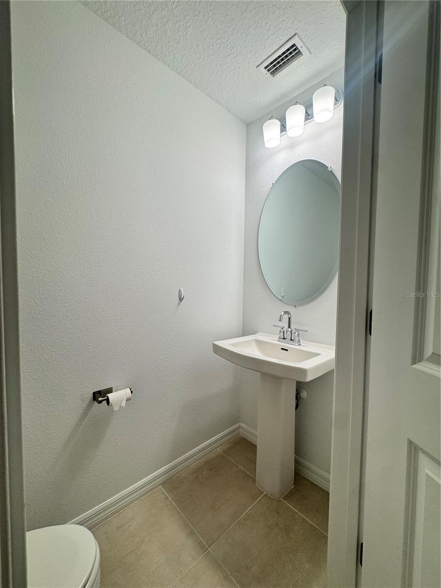 8528 Daybreak St Property Photo 24