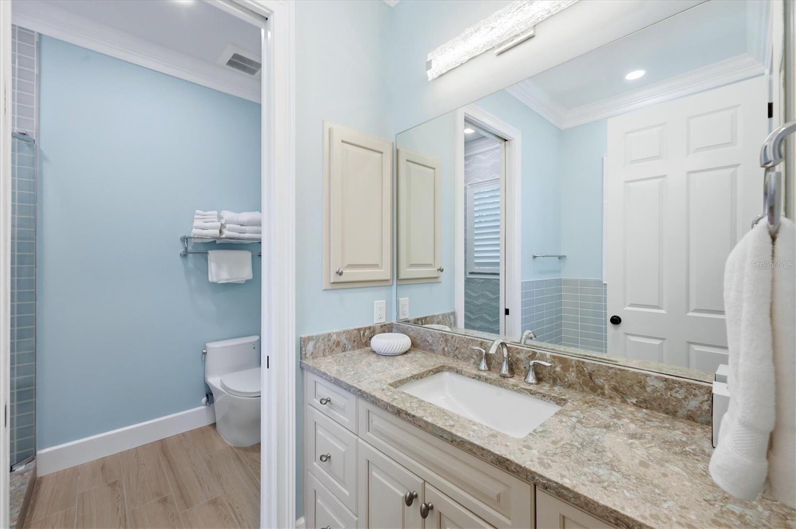 115 Aqua Ln Property Photo 39