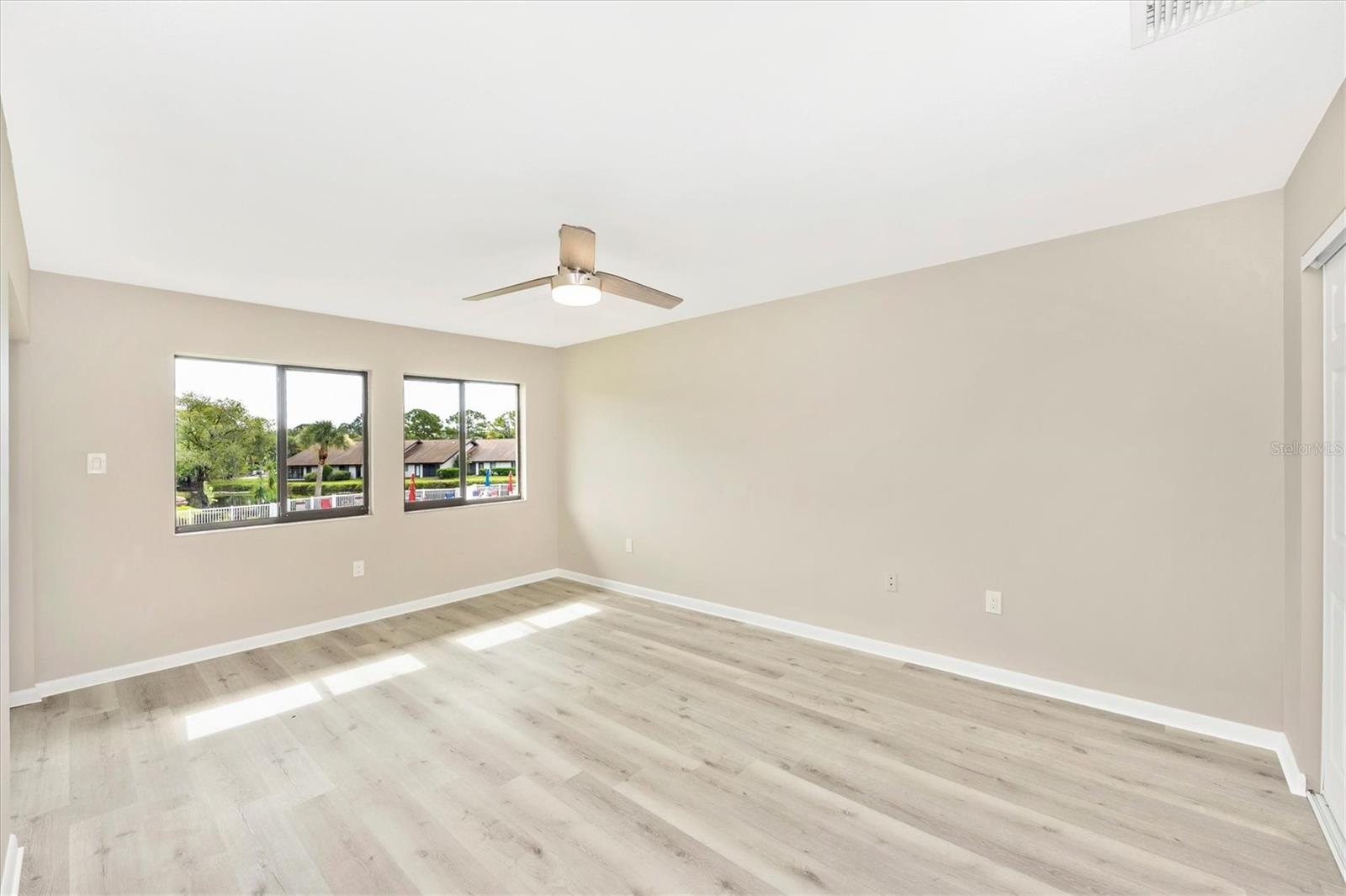 5178 Lake Village Dr #86 Property Photo 31