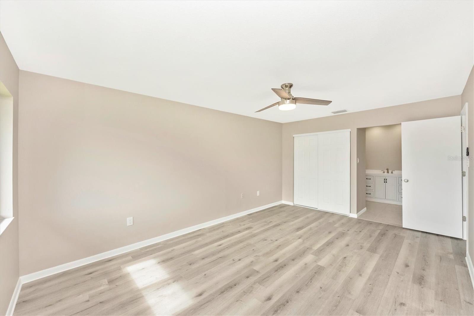 5178 Lake Village Dr #86 Property Photo 32