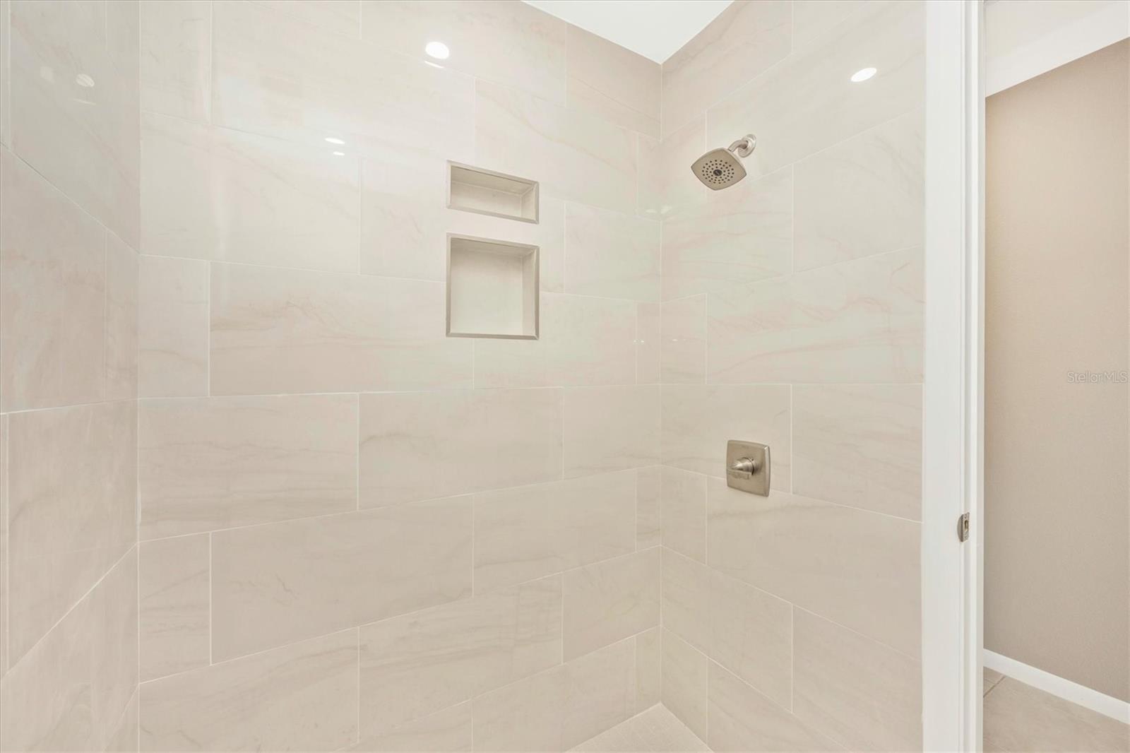 5178 Lake Village Dr #86 Property Photo 37