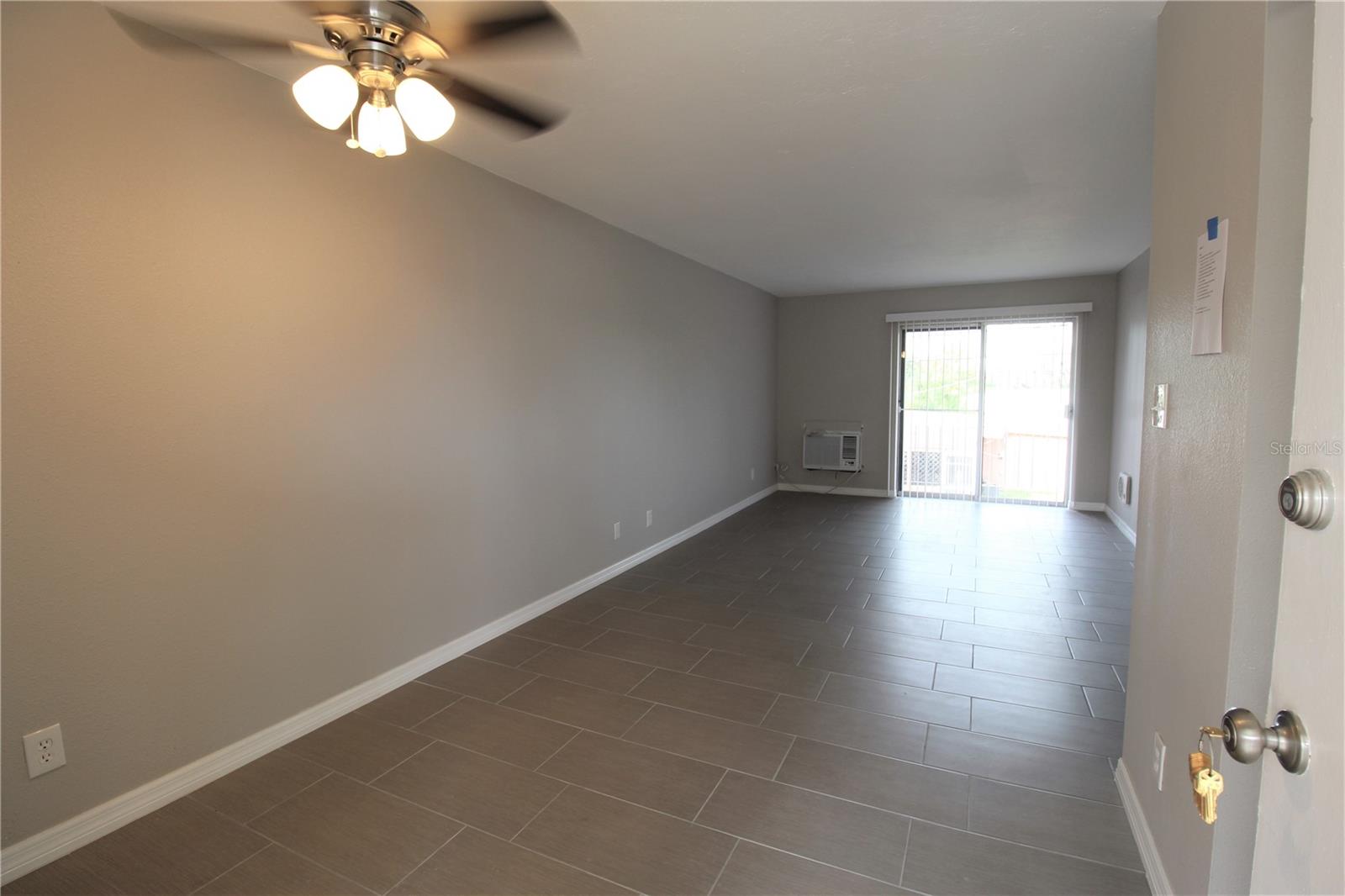 3001 Bee Ridge Rd #215 Property Photo 3