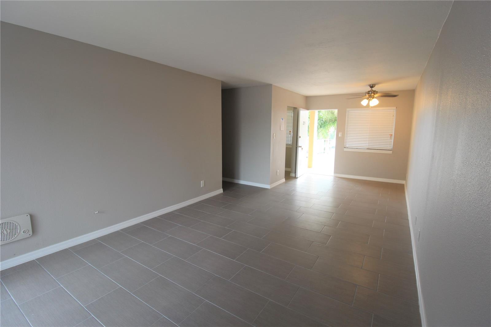 3001 Bee Ridge Rd #215 Property Photo 4