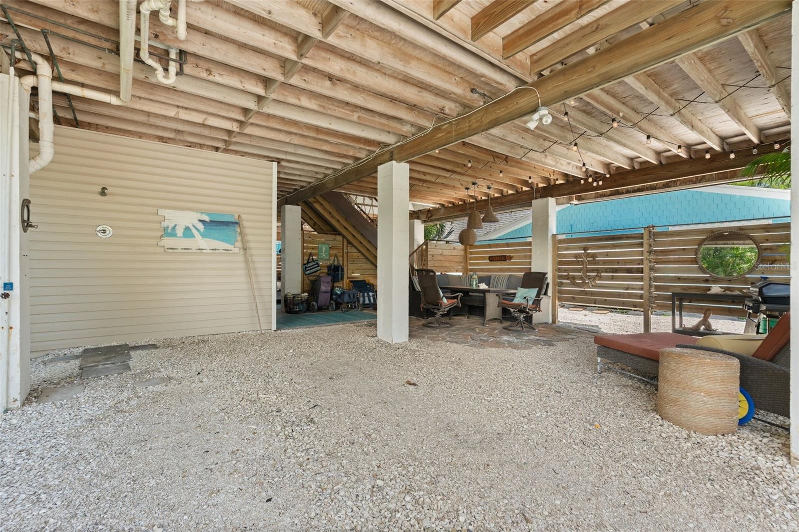 2517 Avenue C Property Photo 5