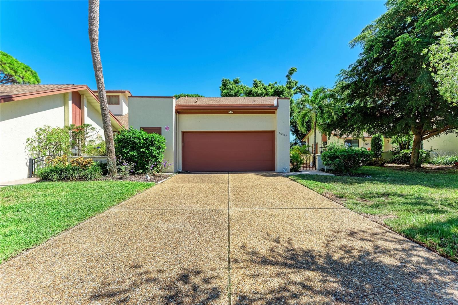 6207 Courtside Dr #23 Property Photo 1