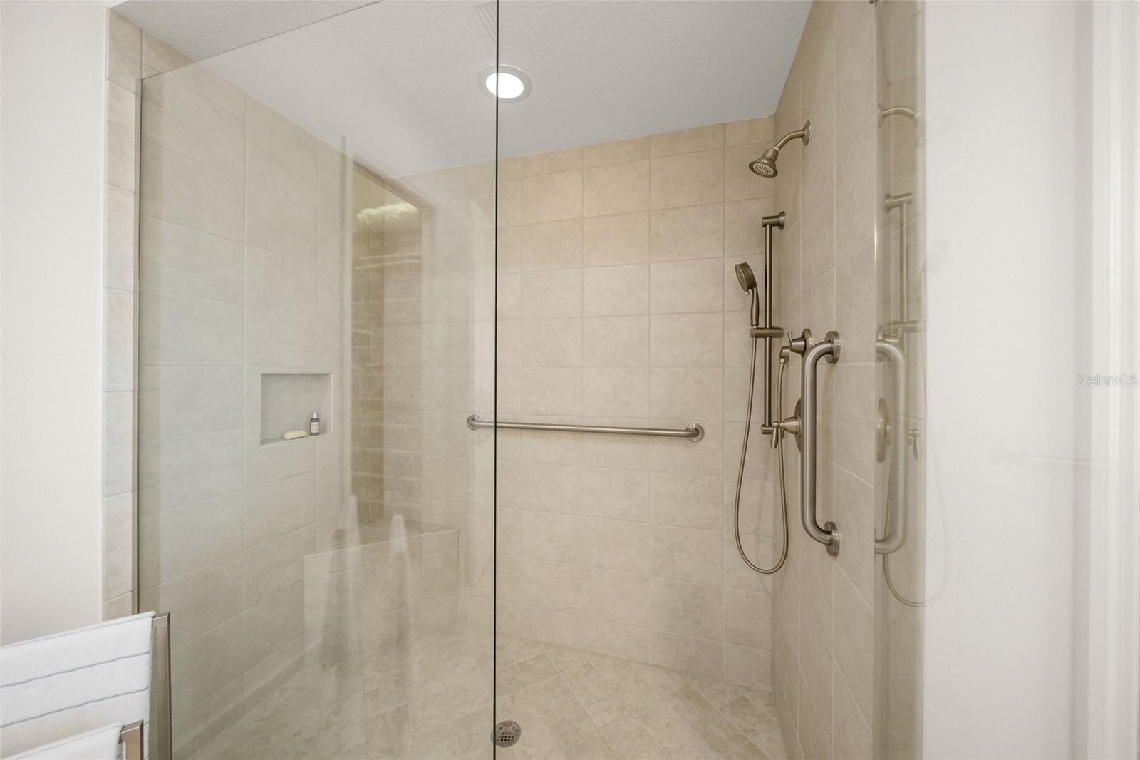 264 Saint Lucia Dr #201 Property Photo 17