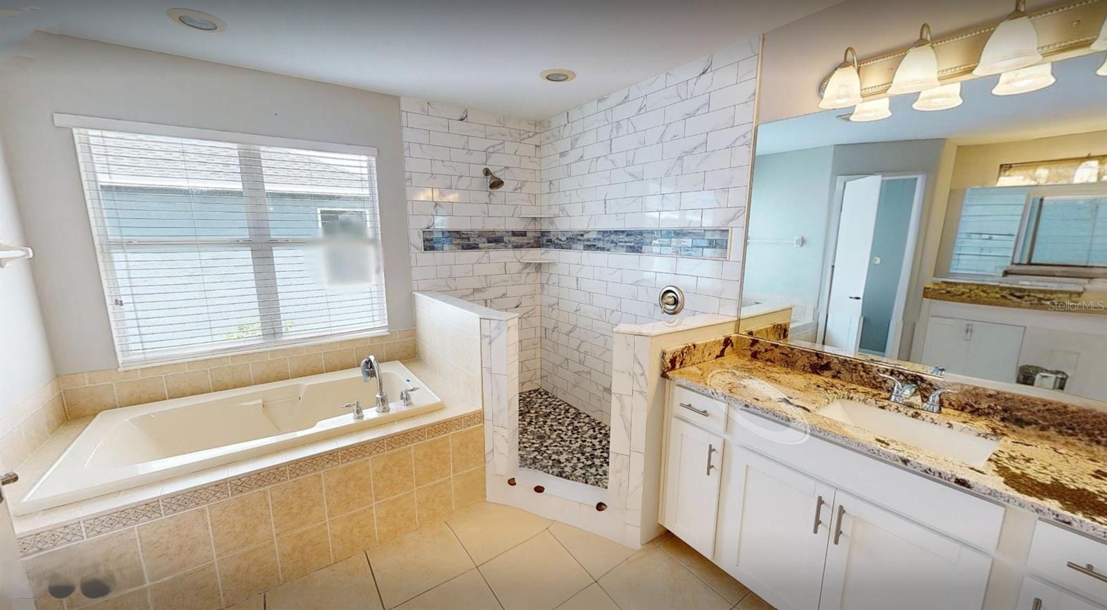 5224 58th Ter E Property Photo 22