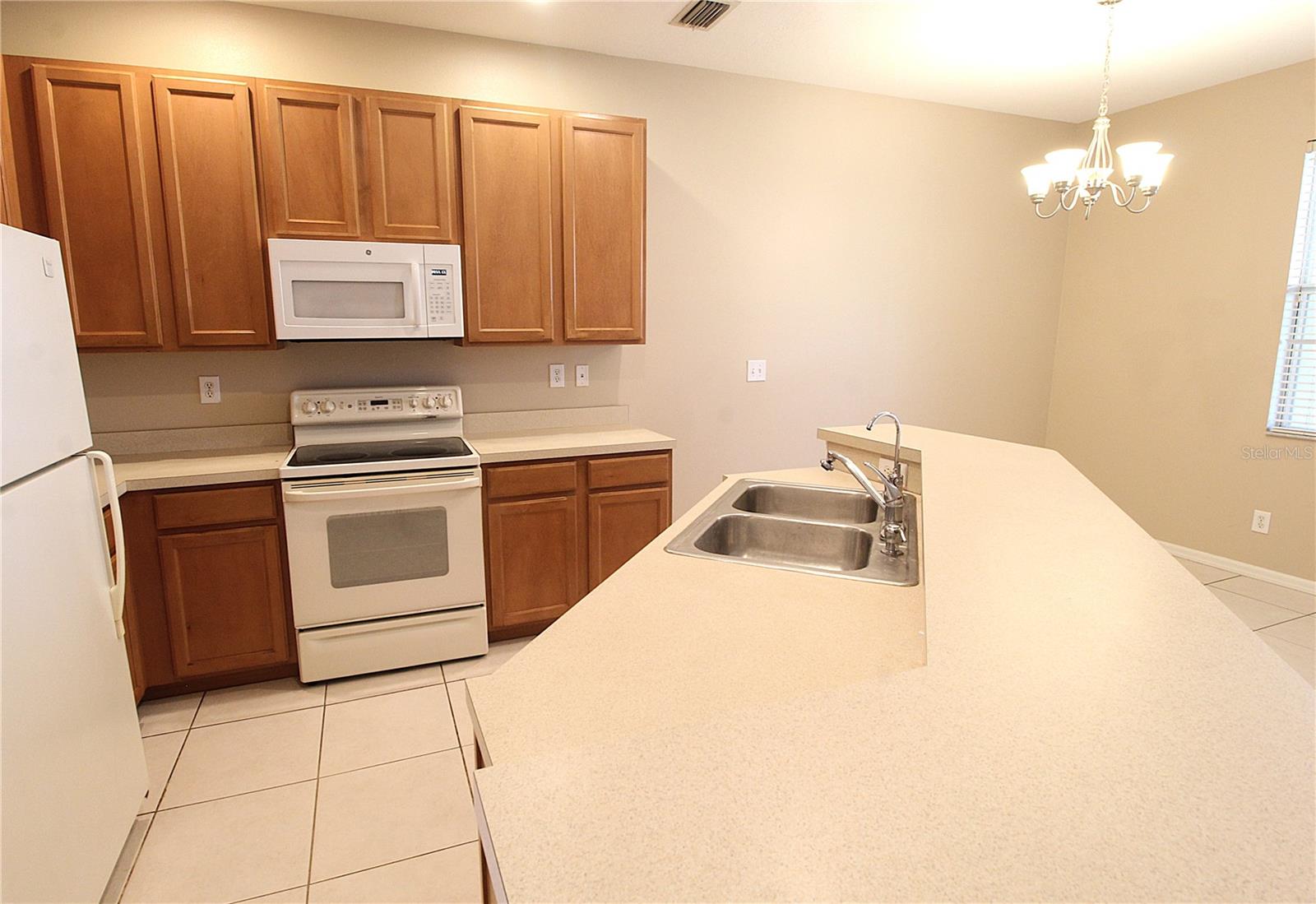 4011 Burlwood Rd Property Photo 5