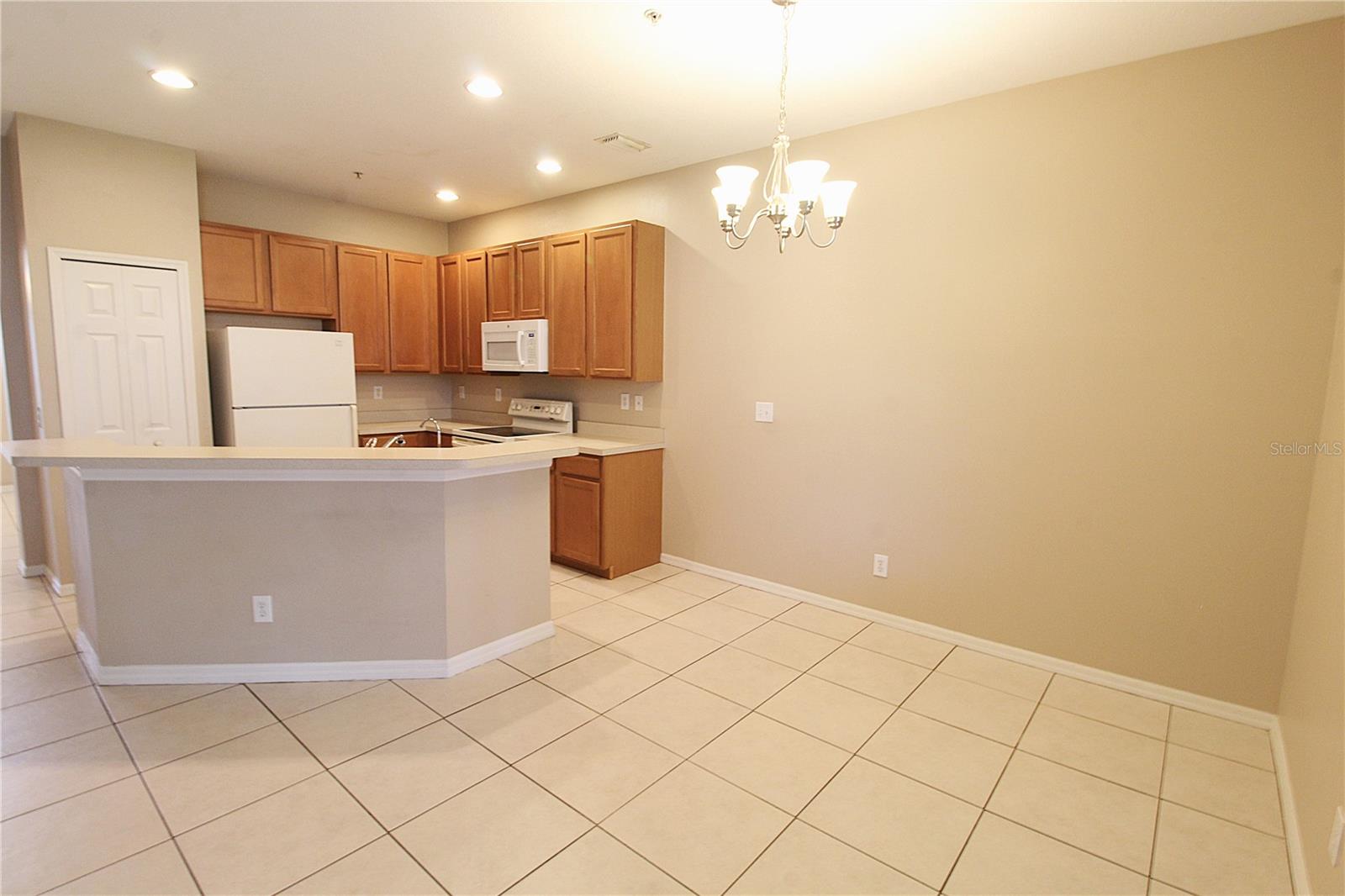 4011 Burlwood Rd Property Photo 6