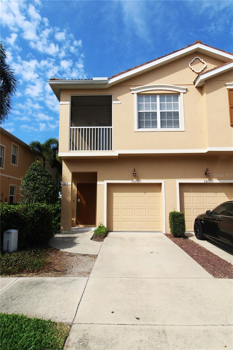 3475 PARKRIDGE CIR #17-202 Property Photo 1