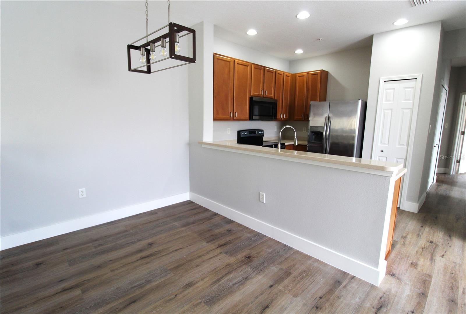 3475 Parkridge Cir #17-202 Property Photo 5