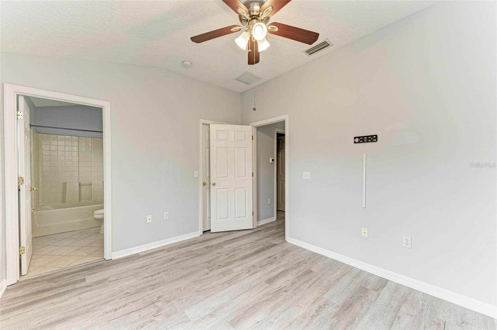 6218 Flagfish Ct #102 Property Photo 16