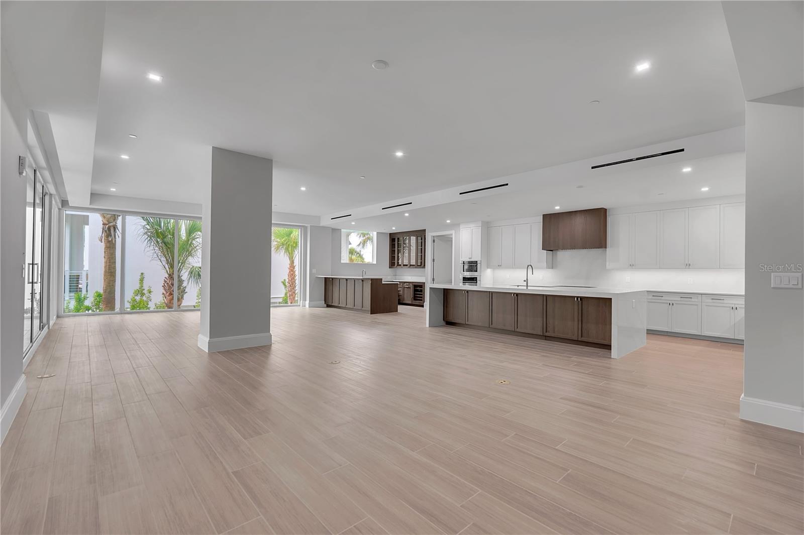 70 Avenida Veneccia #204 Property Photo 11
