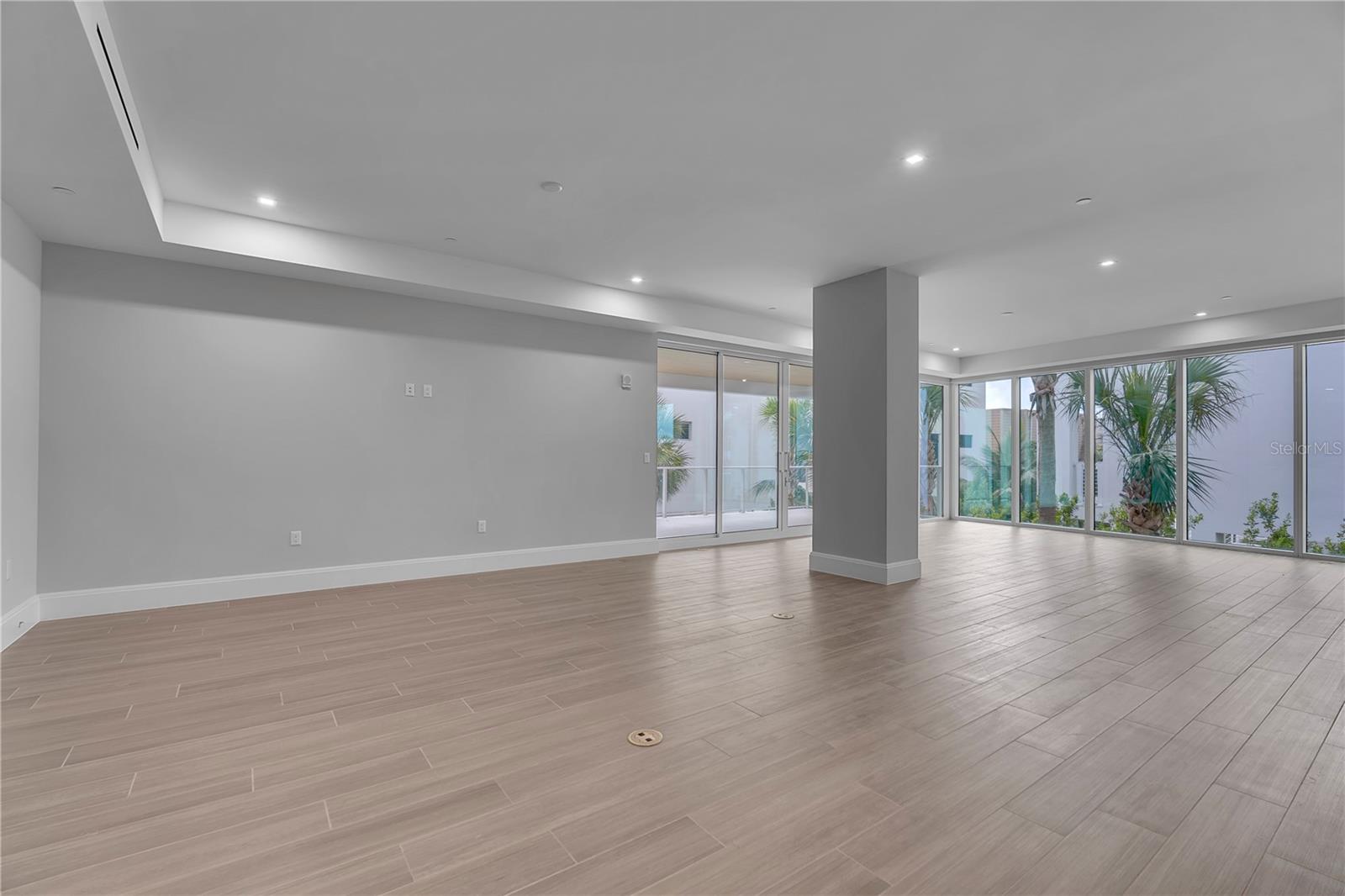 70 Avenida Veneccia #204 Property Photo 12