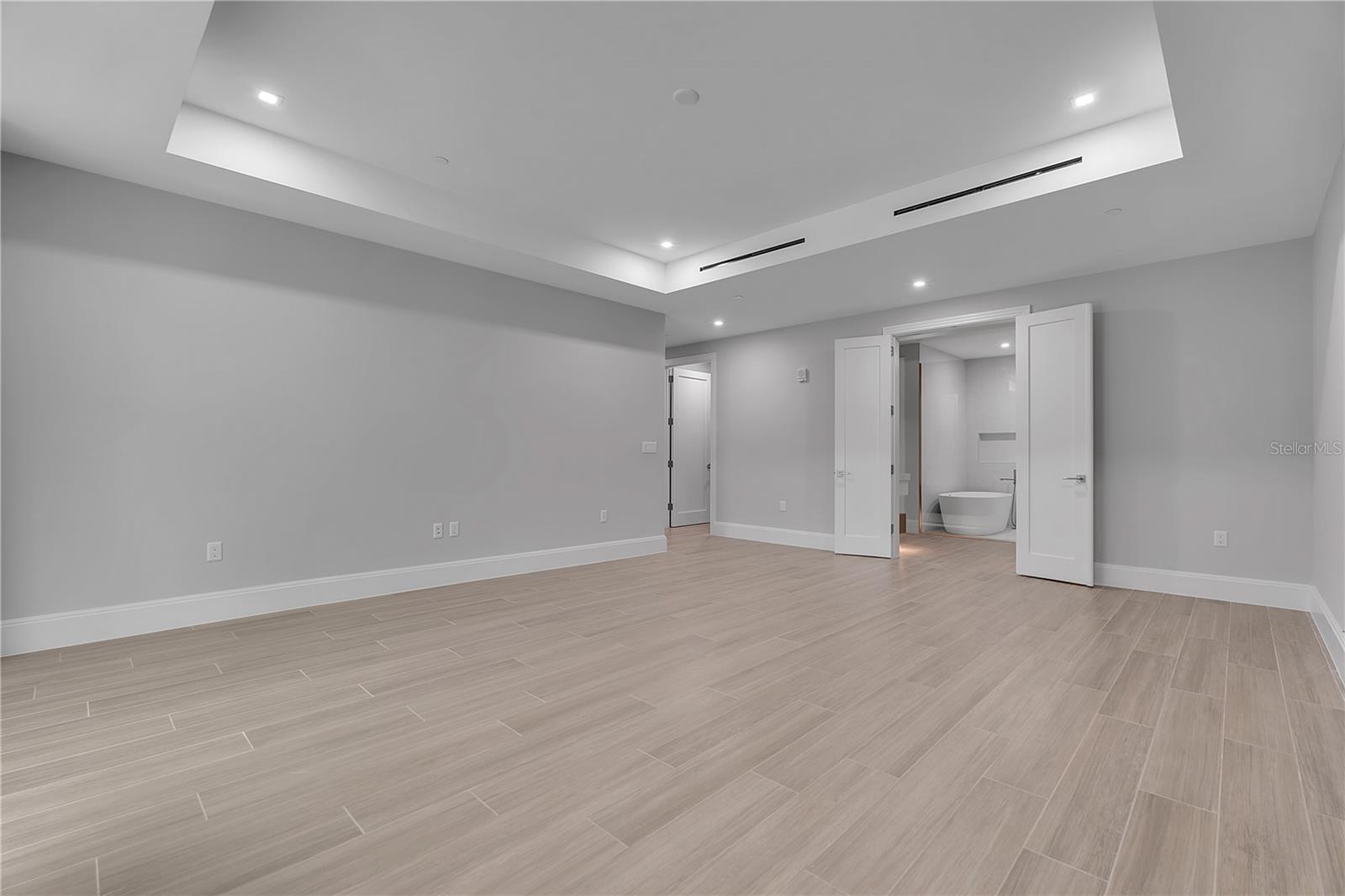 70 Avenida Veneccia #204 Property Photo 16