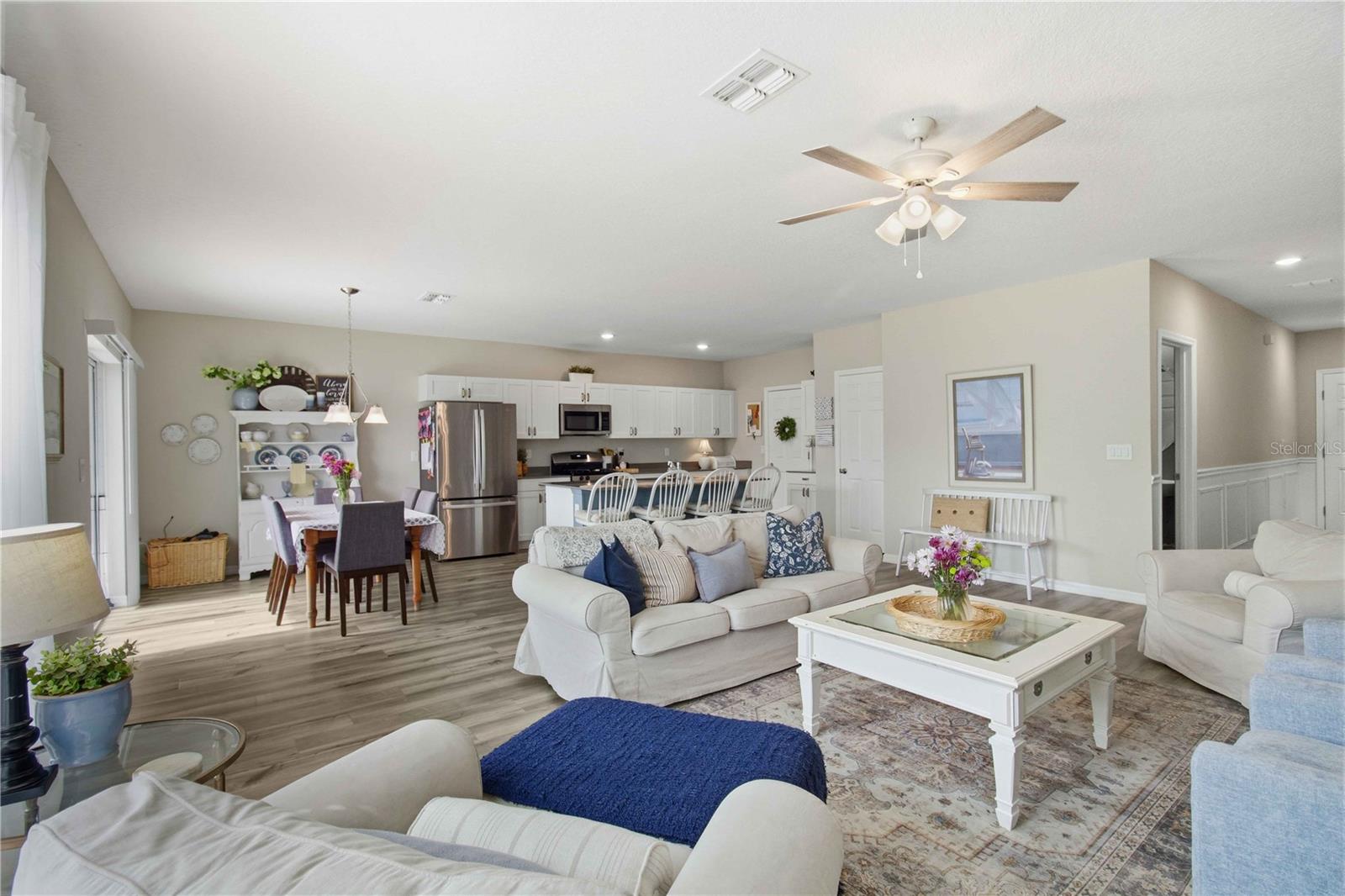 7716 Twinleaf Ter Property Photo 8