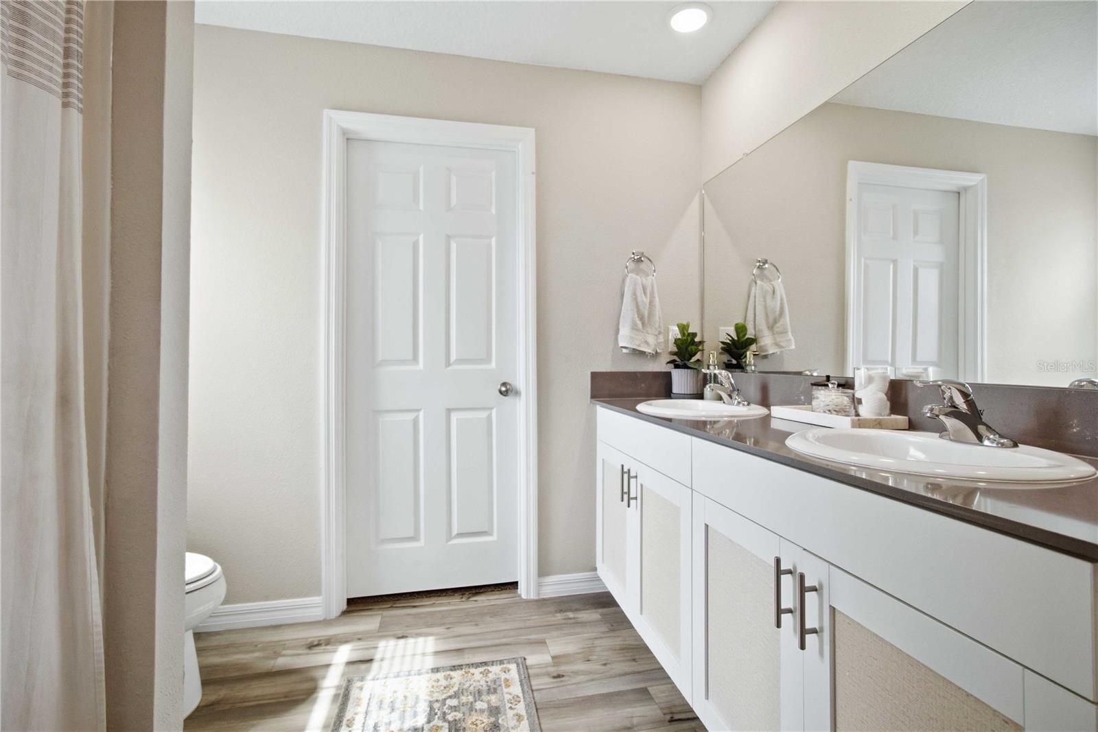 7716 Twinleaf Ter Property Photo 17