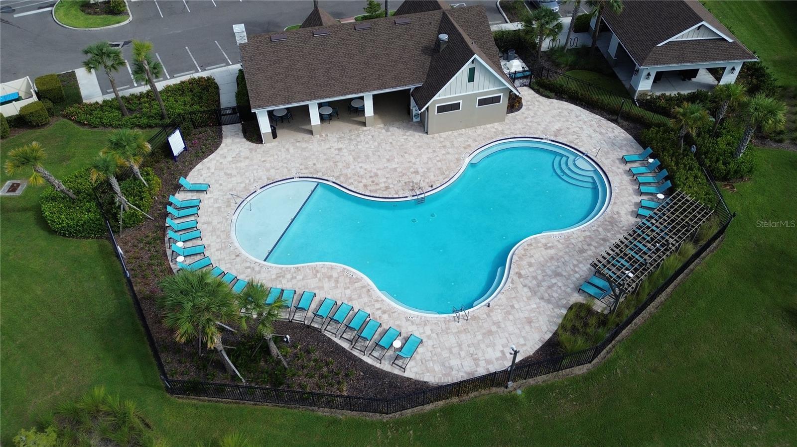 7716 Twinleaf Ter Property Photo 34