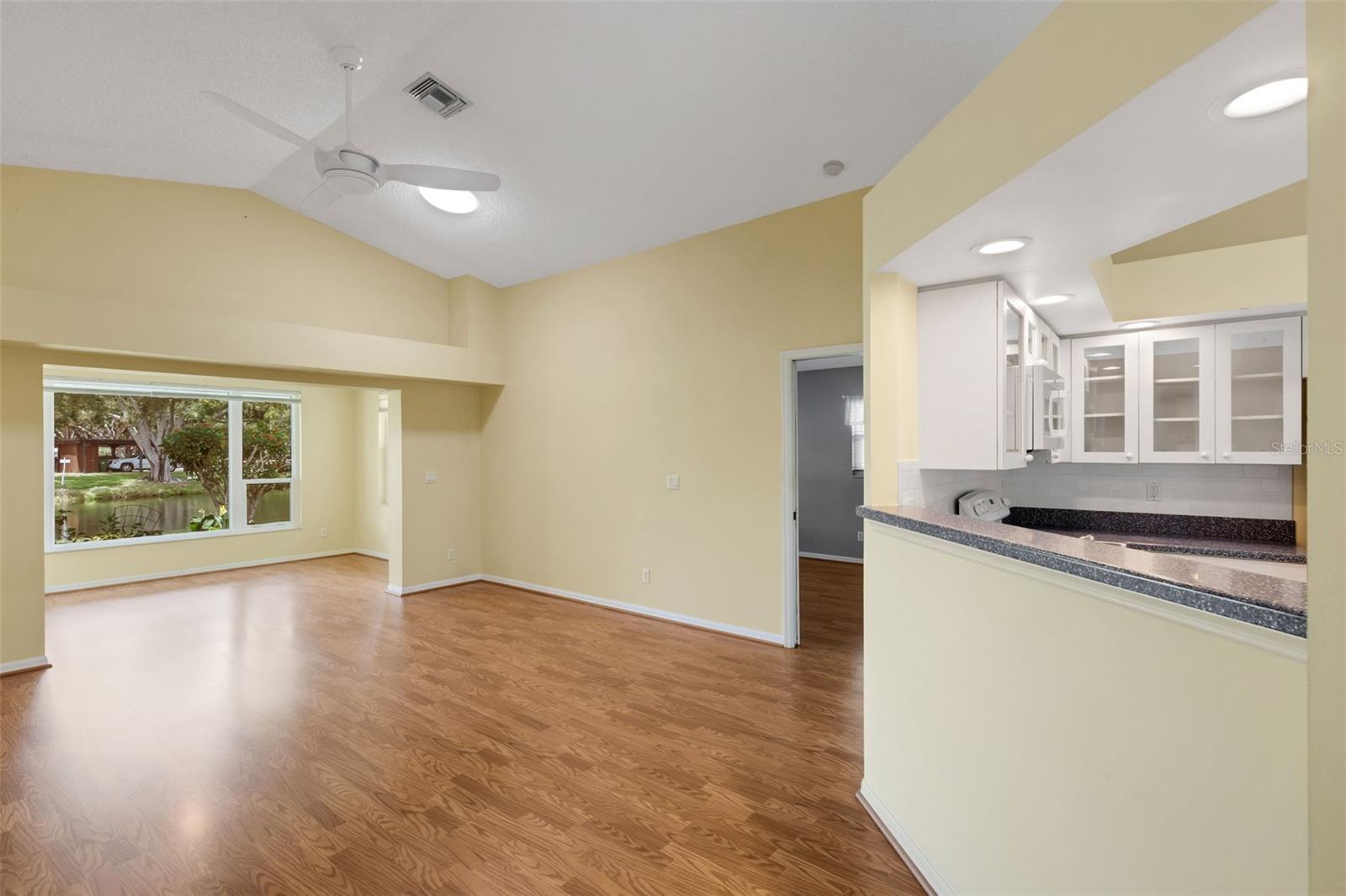 4430 Fern Dr Property Photo 6