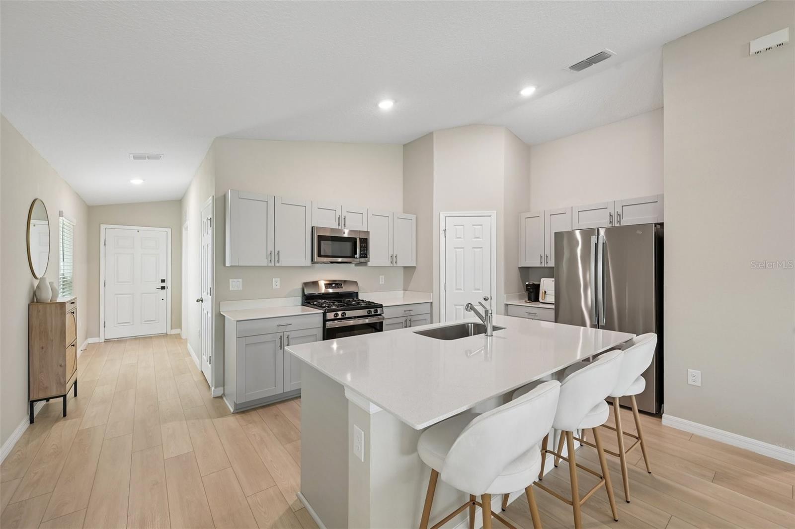 7728 Twinleaf Ter Property Photo 2