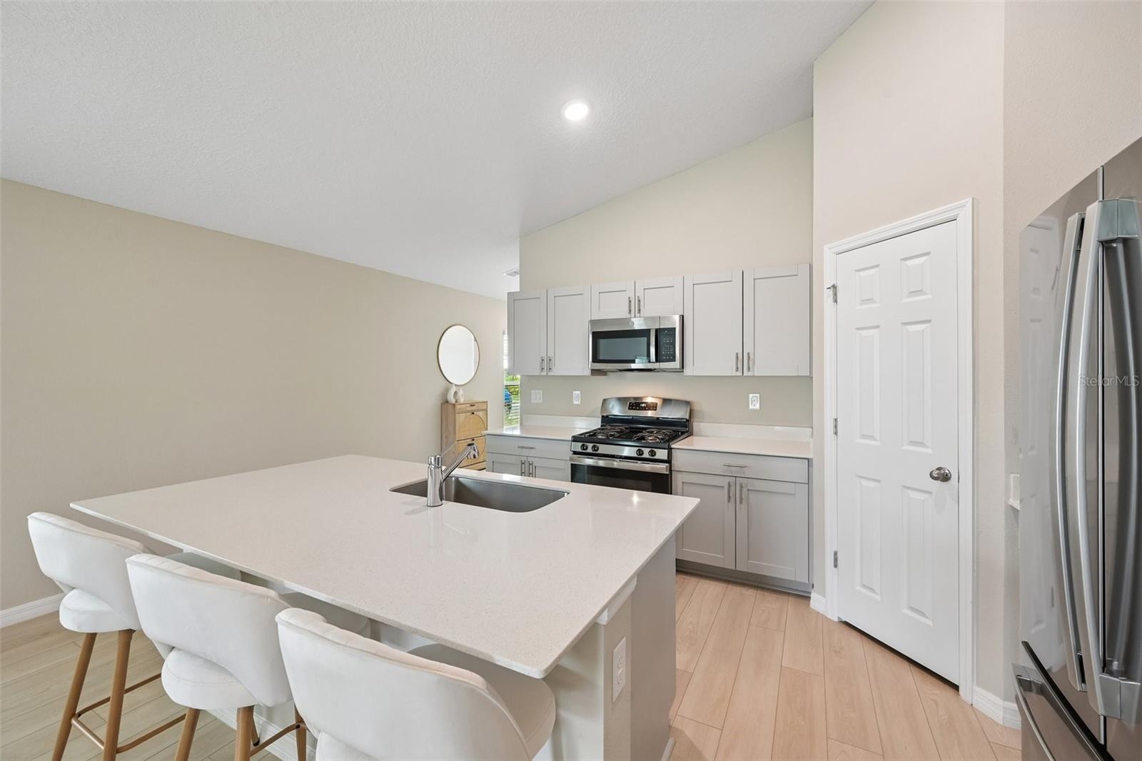 7728 Twinleaf Ter Property Photo 7