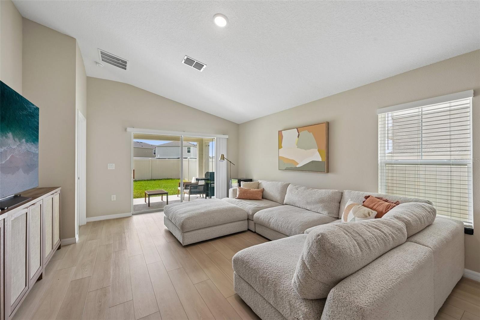 7728 Twinleaf Ter Property Photo 10