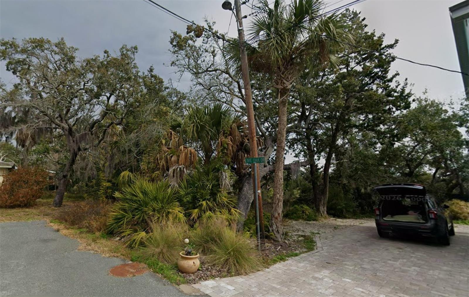 12425 Cedar St Property Photo 2