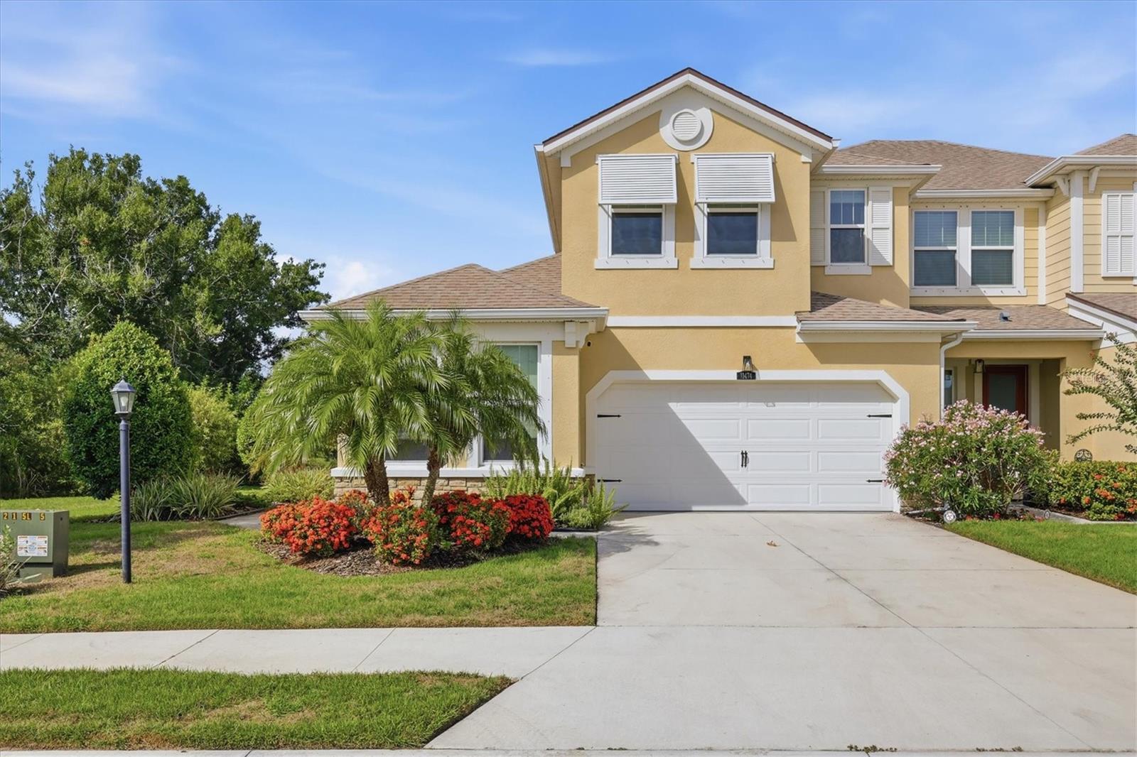 11474 Rolling Green Dr Property Photo 3