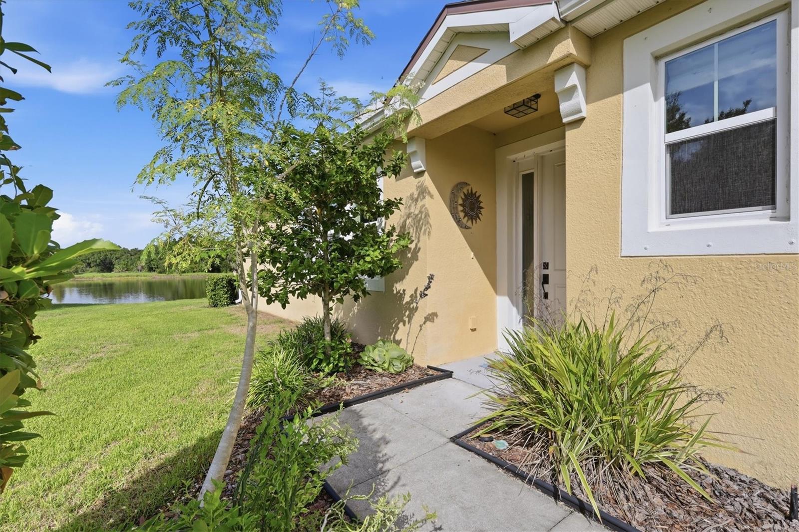 11474 Rolling Green Dr Property Photo 4