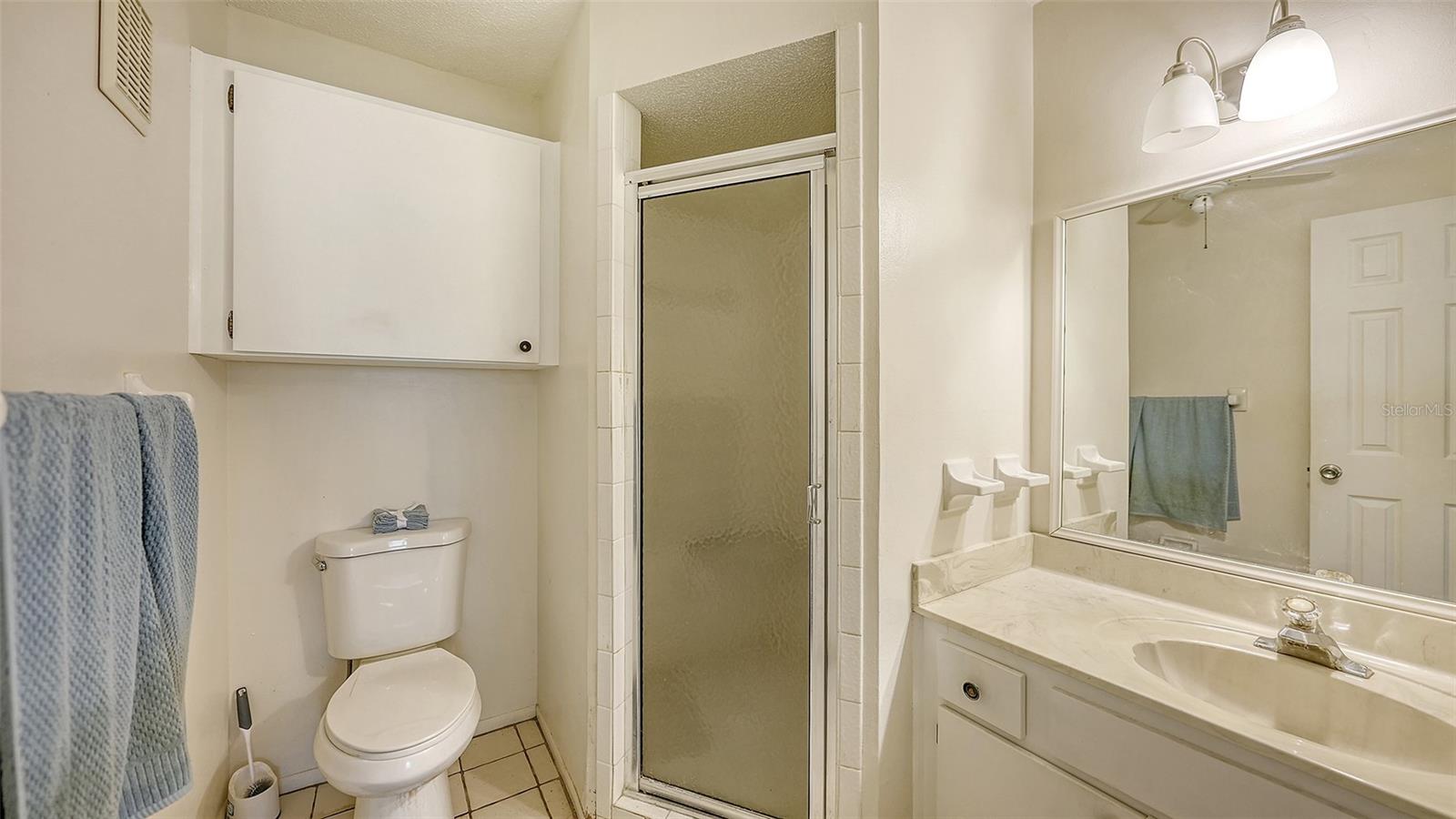 2260 Stickney Point Rd #324 Property Photo 17