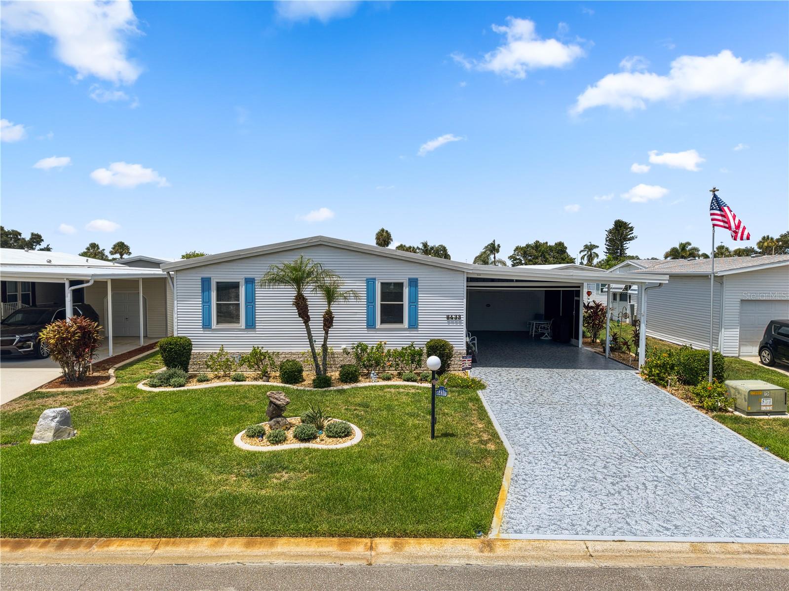 8433 Regal Way Property Photo 1