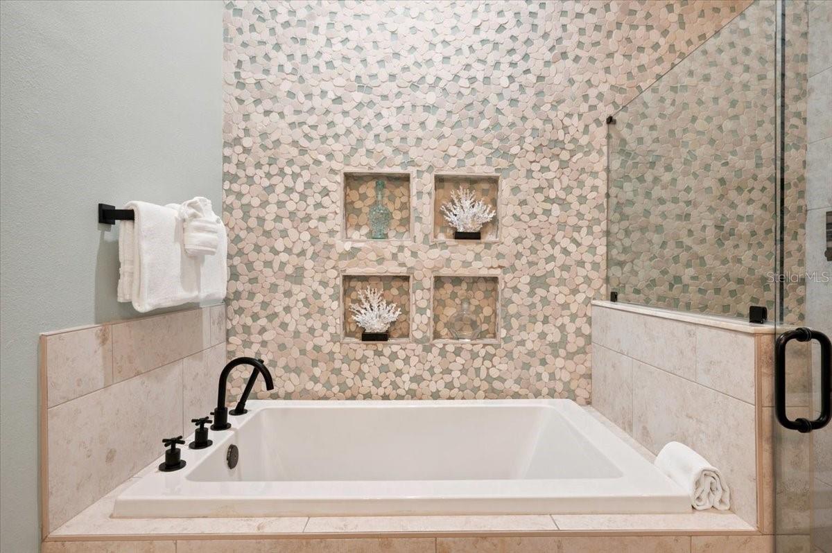 308 57th St #a & B Property Photo 13