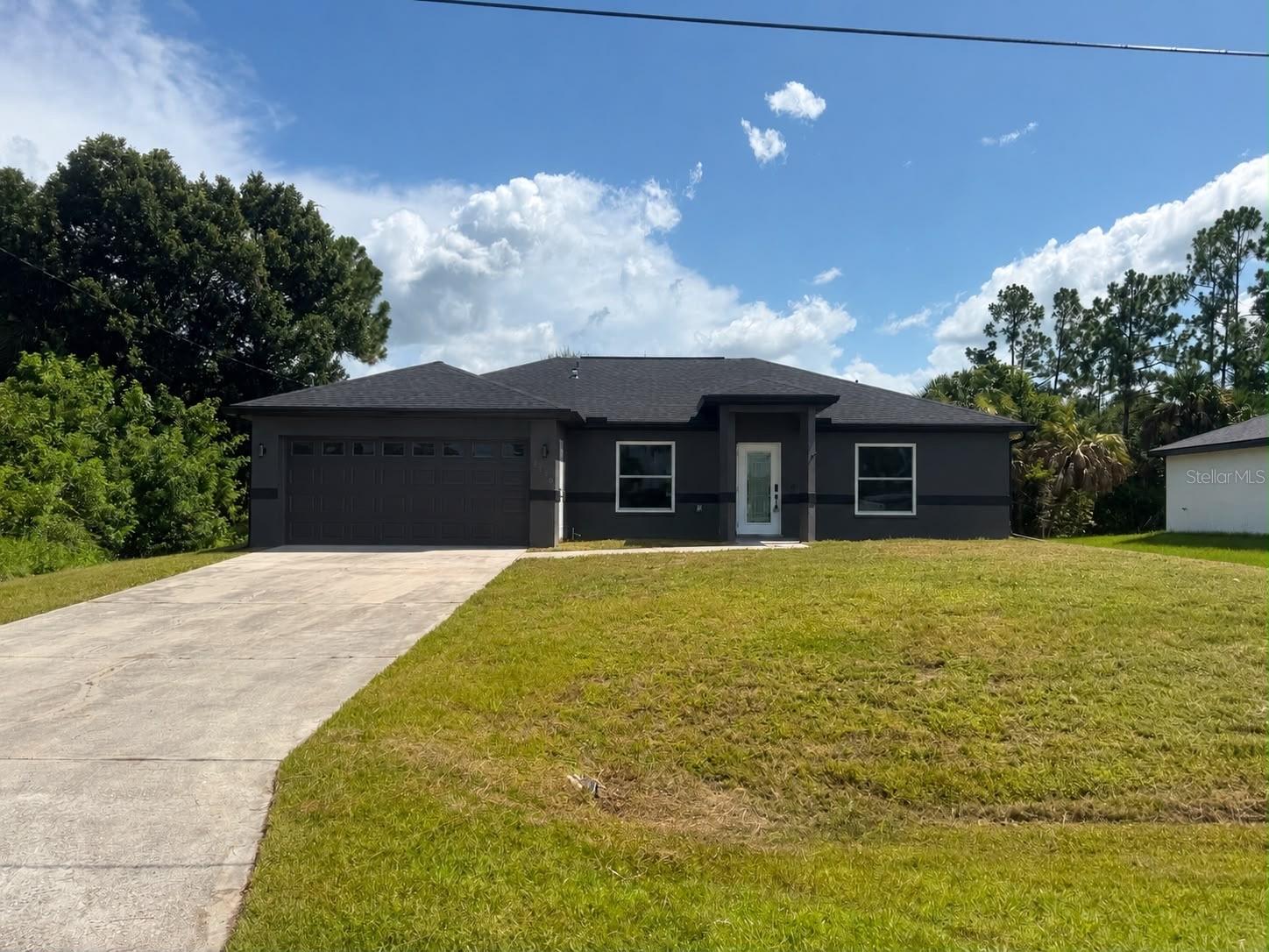 2190 Penguin Ln Property Photo