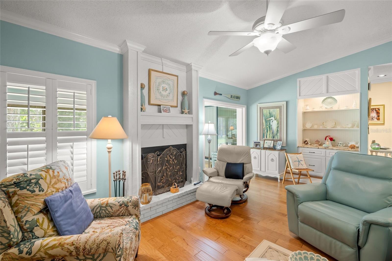 4562 Forest Wood Trl #15 Property Photo 6