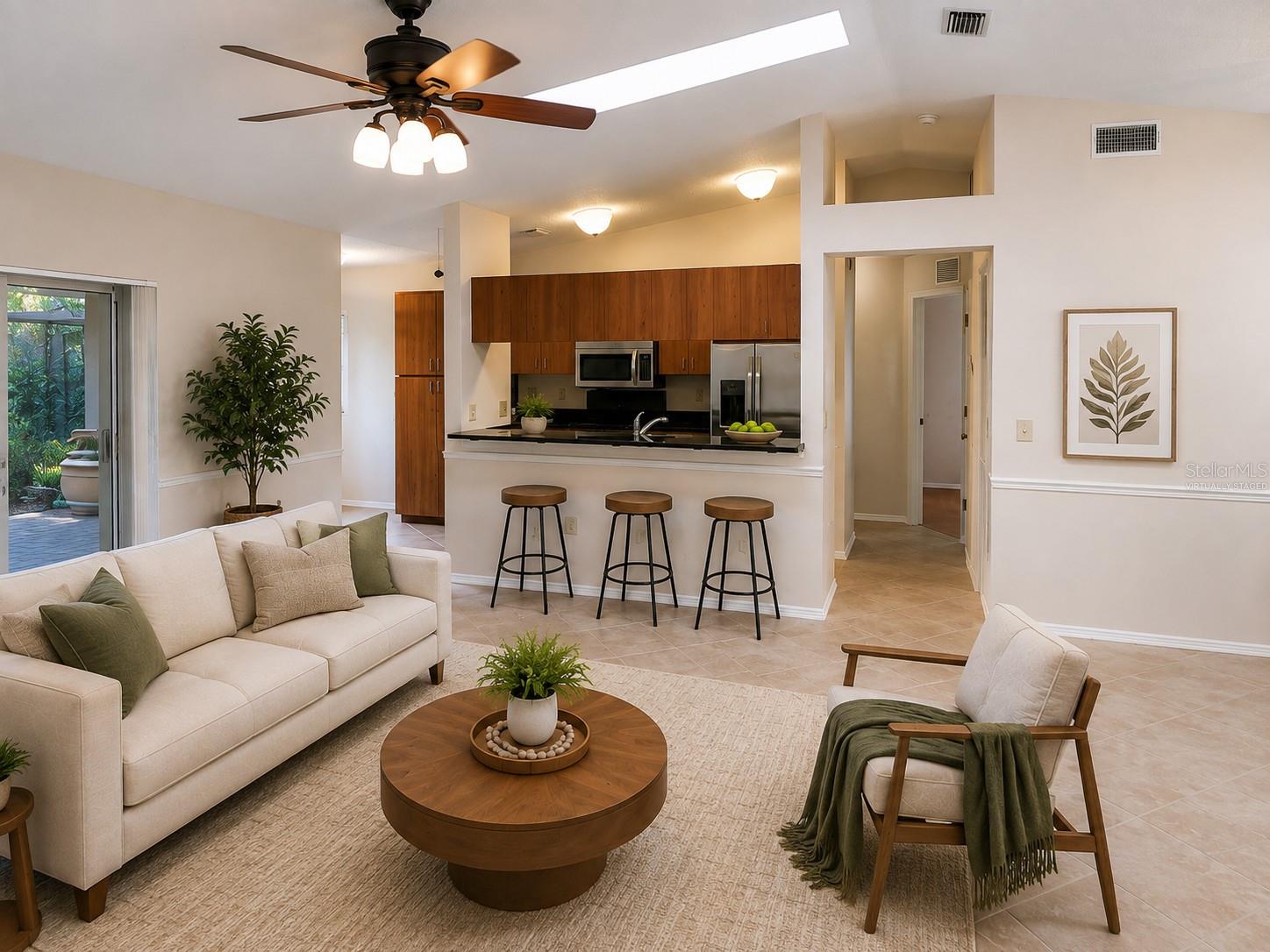 A4700101 Property Photo 2